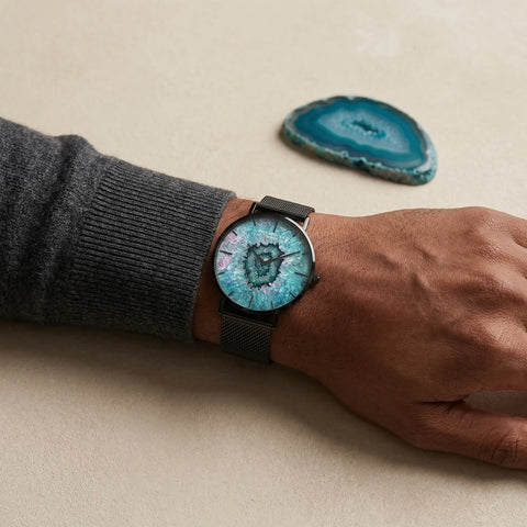 Men's elegant watch with blue geode dial Marmoris Woodstock Zambon worn on wrist